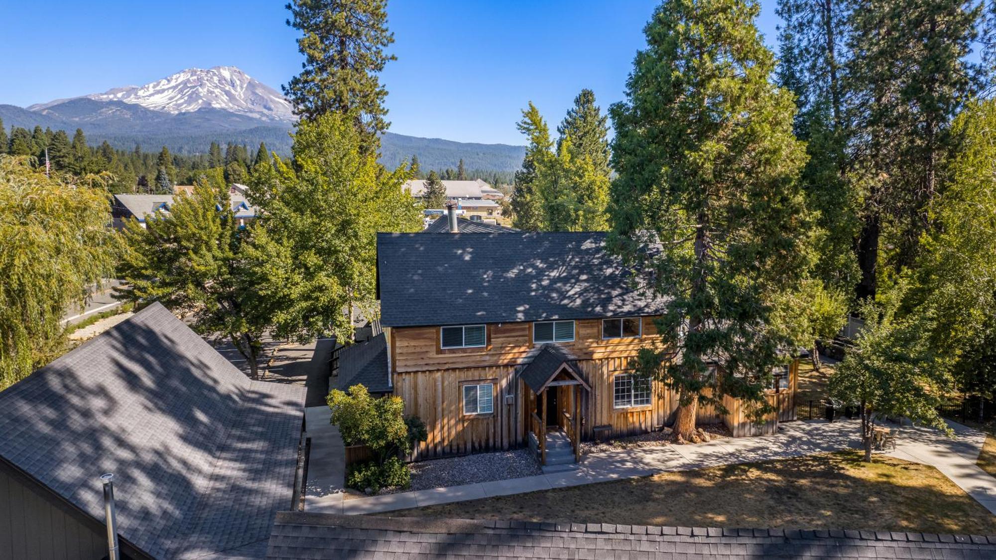 Shasta View Lodge McCloud Eksteriør billede