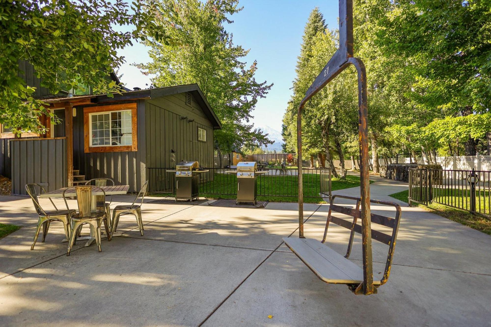 Shasta View Lodge McCloud Eksteriør billede